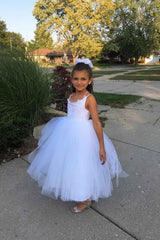 Long Tulle Lace Square Neckline Sleeveless Ball Gown Flower Girls Dress