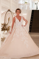 Plus Size A-Line Deep V-neck Spaghetti Straps Appliques Lace Backless Floor Length Wedding Dress