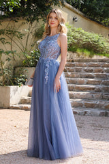 Chic Long A-line Floor Length Lace Appliques Backless Prom Dresses