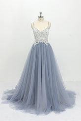 Chic Long A-line Spaghetti Strap Appliques Tulle Open Back Wedding Dress