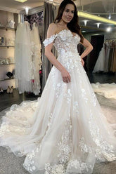 Simple Long A-line Tulle Off the Shoulder Lace Appliques Wedding Dress