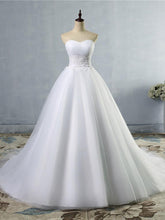 Gorgeous Long Strapless Ball Gown Tulle White Wedding Dresses