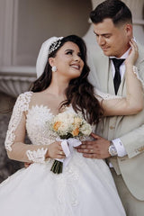 Plus Size A-Line Long Sleeves Sweetheart Satin Appliques Lace Wedding Dress