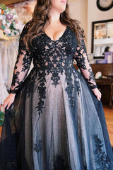Plus Size Long Ball Gown V-Neck Tulle Appliques Black Wedding Dresses with Sleeves