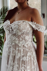 Gorgeous Plus Size Long A-line Off the Shoulder Lace Tulle Wedding Dresses