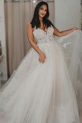 Elegant Long A-line V-neck Tulle Open Back Wedding Dresses