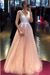 Long A-line V-neck Spaghetti Straps Backless Appliques Lace Tulle Prom Dress