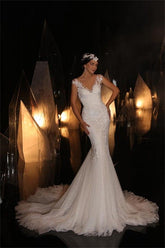 Charming Long Mermaid V-neck Sleeveless Tulle Lace Wedding Dress