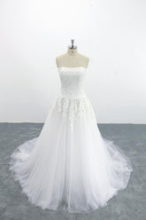 Long A-line Strapless Appliques Lace Tulle Wedding Dress