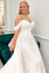 Tulle Sweetheart A-line Off the Shoulder Floor Length Wedding Dress with Appliques Lace