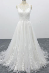 Long Sweetheart Appliques Lace Tulle A-line Wedding Dress