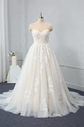 Vintage Long Sweetheart Backless Appliques Lace Tulle Floor Length A-Line Wedding Dress