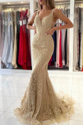 Long Mermaid Sweetheart Prom Dress with Floral Lace Appliques