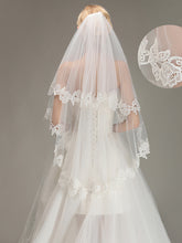 Lace Applique Two Layers Wedding Veils