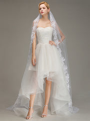 One Layer Lace Edge Wedding Veil