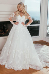 White Long A-line Sweetheart Tulle Lace Long Sleeves Wedding Dress with Train