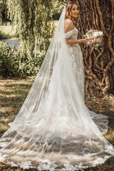 Plus Size Long Off The Shoulder Sweetheart A-Line Tulle Wedding Dress with Appliques Lace