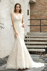 Long Mermaid V-neck Straps Lace Backless Floor Length Wedding Dresses