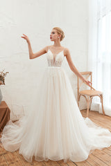Elegant Long Spaghetti Strap Tulle Open Back A-line Wedding Dress