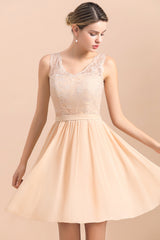 Lace A-Line Short V-neck Backless Wedding Guest Dresses with Short Sleeveless