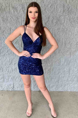 Mermaid Short Spaghetti Straps V-neck Sequined Homecoming Dress