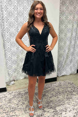 V-Neck Black A-line Sequin Appliques Lace Short Party Dress
