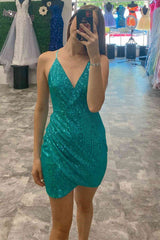 Mermaid V-neck Open Back Sequined Spaghetti Straps Short Homecoming Dress