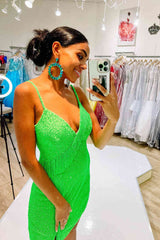Short Mermaid V-neck Straps Tight Homecoming Dress with Tassel