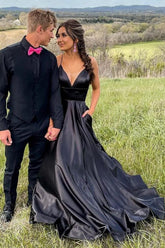 Elegant Long A-line V-neck Black Prom Dresses with Pockets