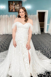 Elegant Plus Size Long A-line Off the Shoulder Tulle Lace Wedding Dress with Slit