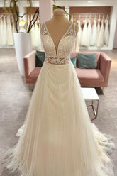 Long Sweetheart A-Line Tulle Floor Length Wedding Dress With Appliques Lace