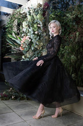 Elegant Black Short Bateau Appliques Lace Tea-length Wedding Dress with Long Sleeve