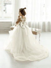 Long Ball Gown Tulle Lace Sleeveless Flower Girl Dress with Bow
