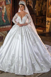 Gorgeous Long Sleeves Ball Gown V-neck Floral Lace Wedding Dress with Pockets