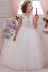 White Scoop Neck Sleeveless Ball Gown Flower Girl Dress