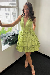 Halter A-line V-Neck Ruffle Homecoming Dress with Bow