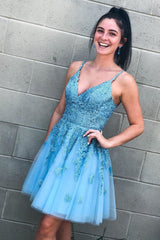 A-line Short Open Back Homecoming Dress with Lace Appliques