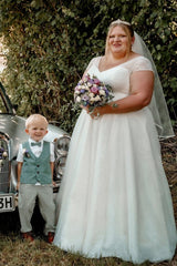 Simple Plus Size Sweetheart Short Sleeves Ball Gown Wedding Dresses