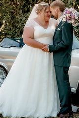 Simple Plus Size Sweetheart Short Sleeves Ball Gown Wedding Dresses