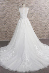 Long Sweetheart Applqiues Lace Tulle A-line Wedding Dress