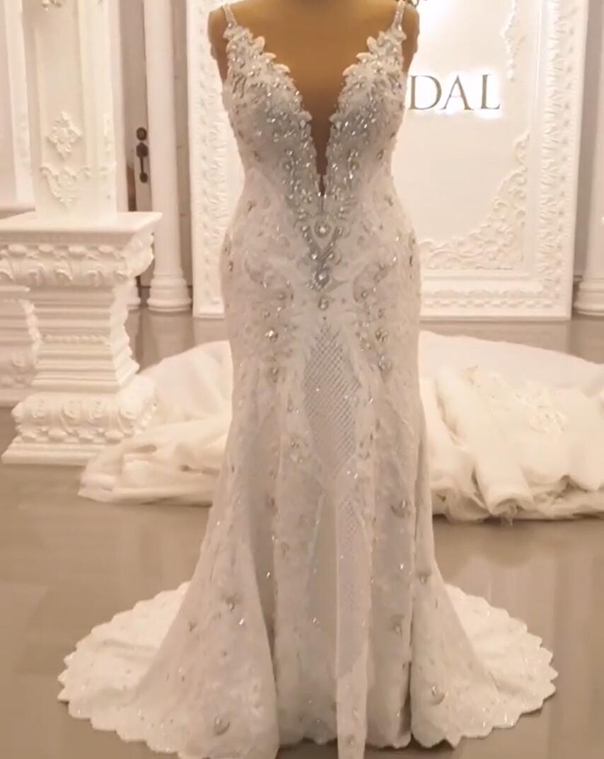 Classy Long Sweetheart Spaghetti Straps Mermaid Appliques Lace Backless Wedding Dress