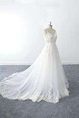 Elegant Long V-neck Ruffle Appliques Tulle A-line Backless Wedding Dress