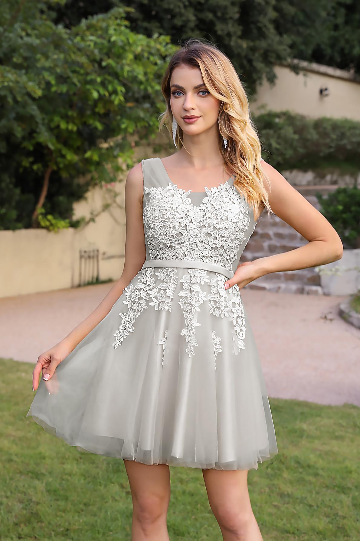 Elegant Silver Short A-line V-neck Tulle Lace Homecoming Dresses
