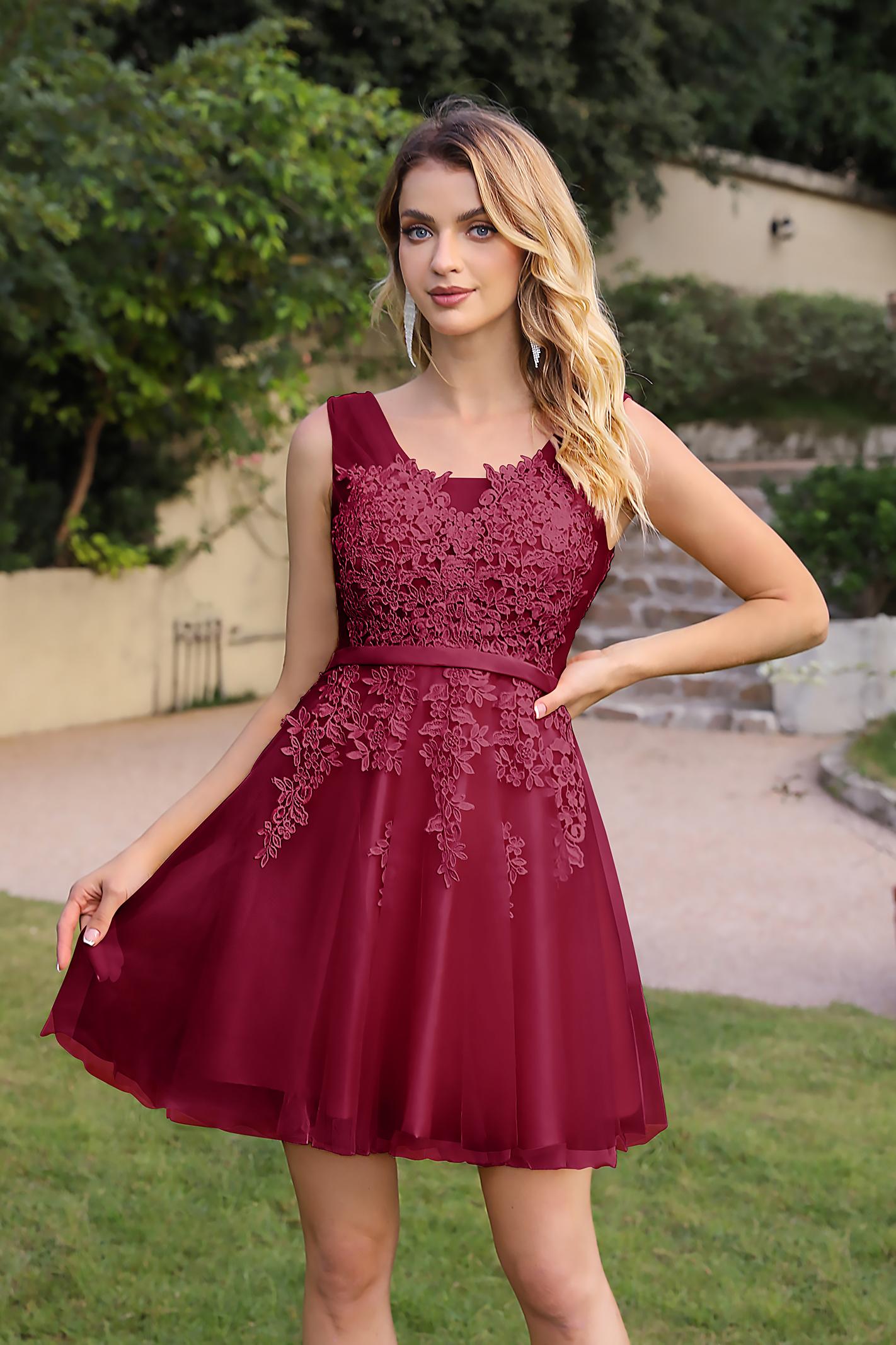 Elegant Silver Short A-line V-neck Tulle Lace Homecoming Dresses