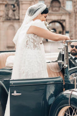 White Long A Line Tulle Floor Length Wedding Dress with Appliques Lace