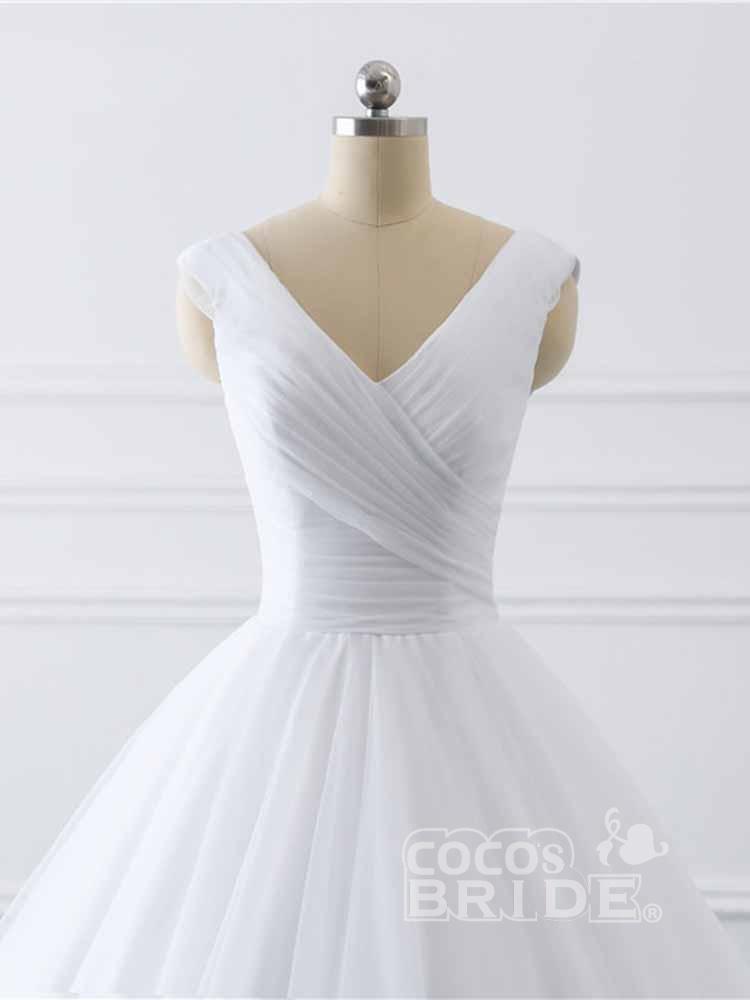 Simple Long V-Neck Lace-Up Ruffles Ball Gown Wedding Dresses