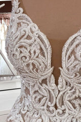 Long Spaghetti Straps A-Line Sequin Tulle Appliques Lace Wedding Dress