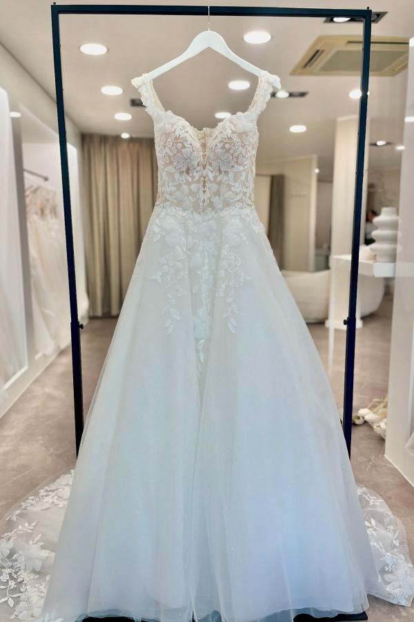 Sleeveless Sweetheart Long A-Line Tulle Appliques Lace Wedding Dress