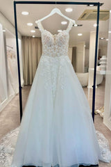 Sleeveless Sweetheart Long A-Line Tulle Appliques Lace Wedding Dress