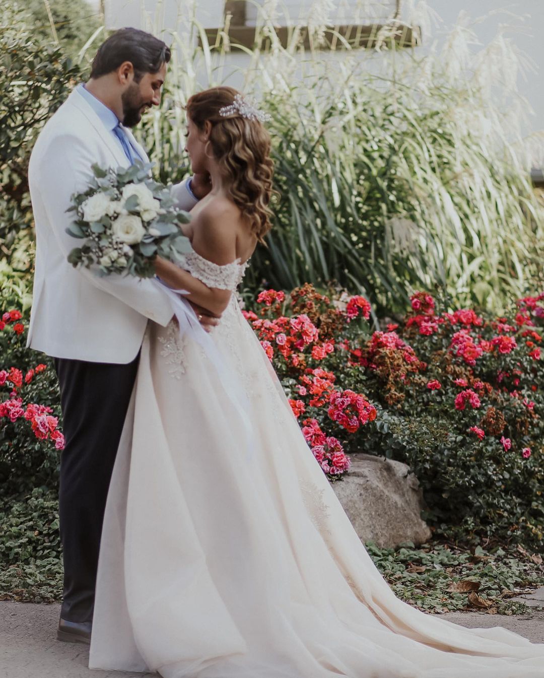 Long A-line Off the Shoulder Tulle Boho Wedding Dress with Lace